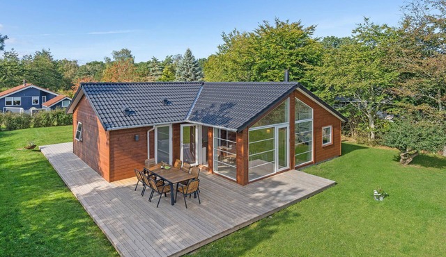 Lovely home in Skælskør with kitchen