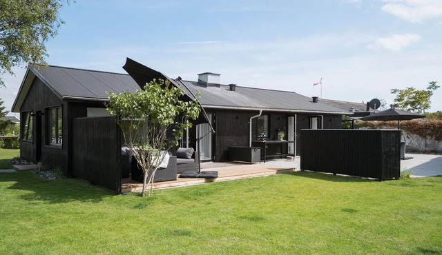 Lovely home in Slagelse with WiFi