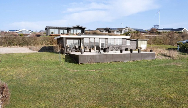 Lovely home in Slagelse with house sea view