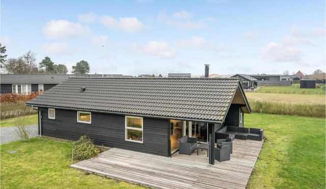 Lovely Home In Slagelse With Wifi