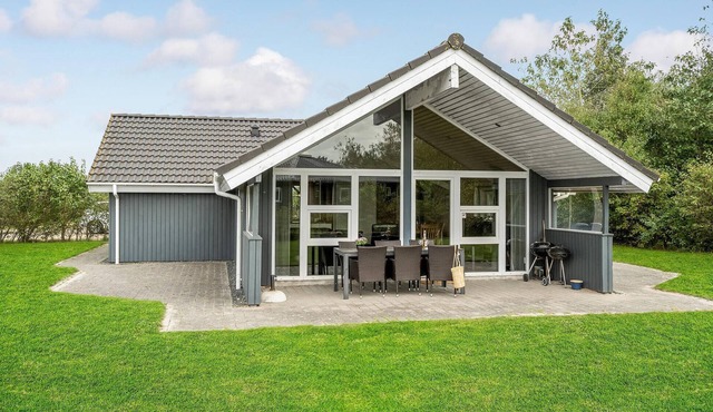 Lovely home in Tarm with sauna