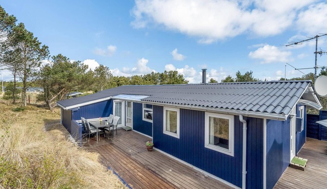 Lovely home in Thisted with WiFi