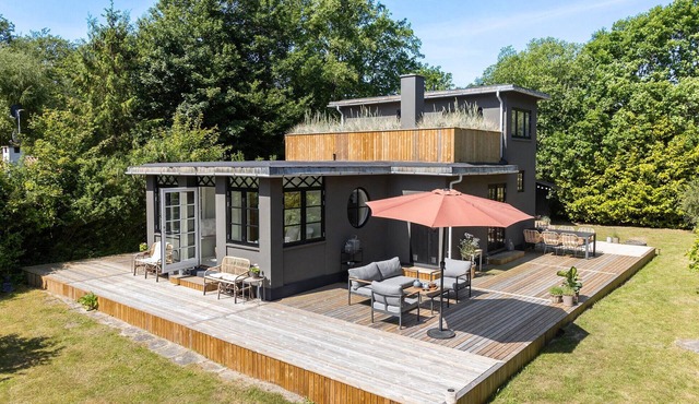 Lovely home in Tranekær with WiFi