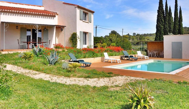 Lovely home in Valliguieres