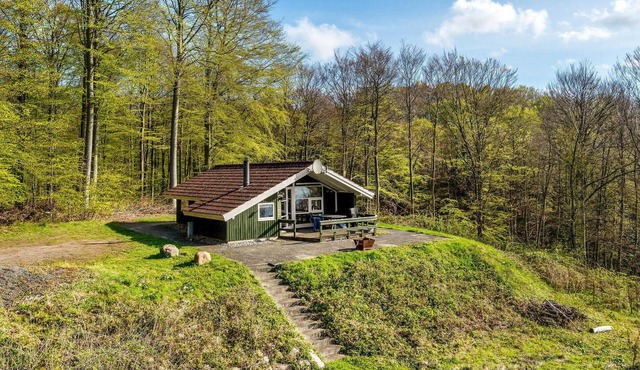 Lovely home in vejle øst with kitchen
