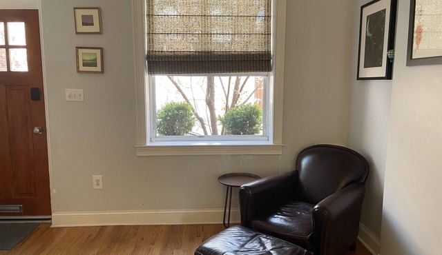 Lovely Home Near the Art Museum