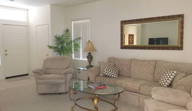 Lovely Home, Sun City Palm Desert