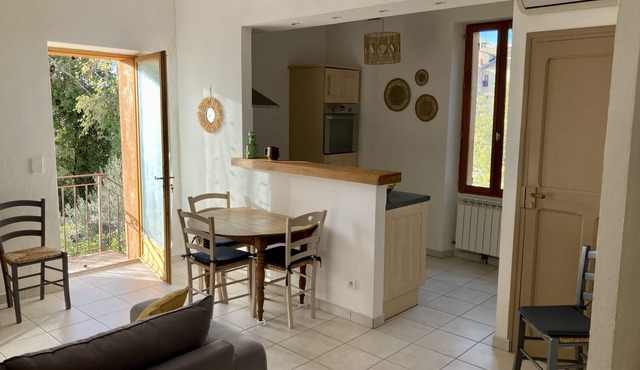 Lovely house, only 3 minutes from the village of Callas