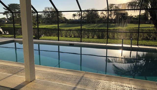 Lovely house overlooks golf course with west exposure delivery amazing sunsets.