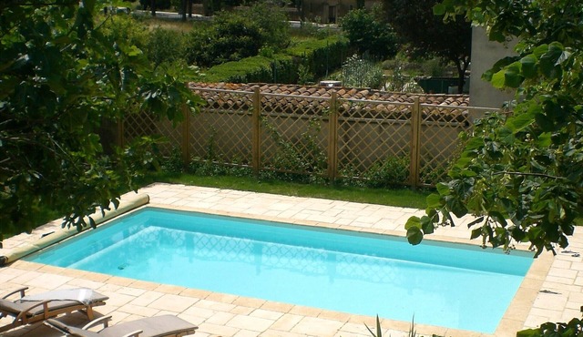 Lovely house with beautiful garden & private pool in heart of Minervois