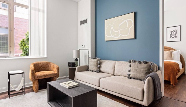 Lovely Kendall Square 1BR w/Concierge & Gym, steps to MIT, by Blueground