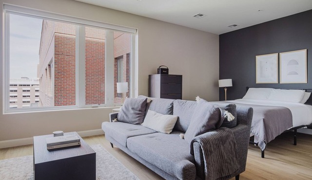 Lovely Kendall Square Studio w/Gym, W/D & Roof, nr MIT, by Blueground