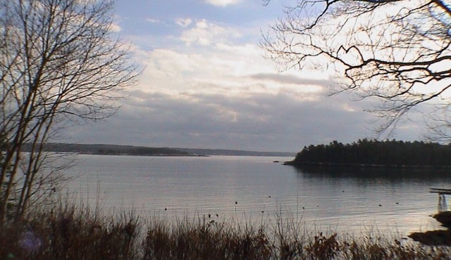 Lovely Kings Cove Cottage near Sandy Beach