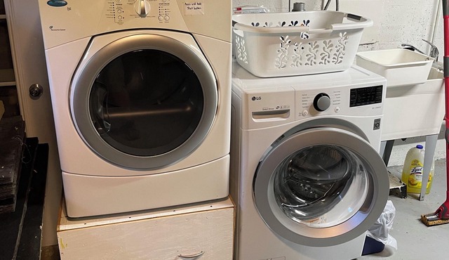 Lovely Lakefront Cottage near Sandy Beaches and Hiking/Biking Trail