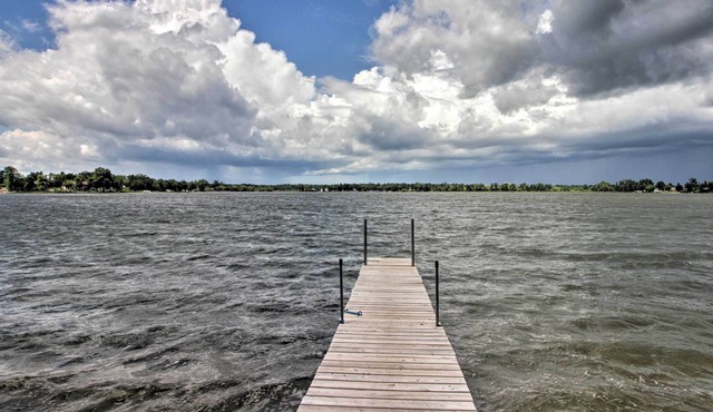 Lovely Lakefront Hideaway - Bring Your Boat!