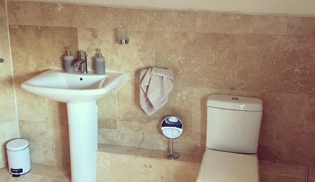 Lovely large 2 Bedroom apartment in the city of Hereford