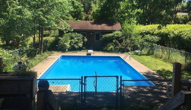 Lovely large home with pool and hot tub - great for families!