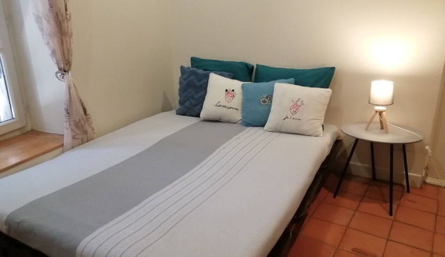 lovely little apartment in downtown of carcassonne