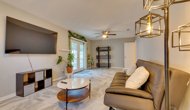 Lovely Little Rock Home w/Fire Pit & Yard!