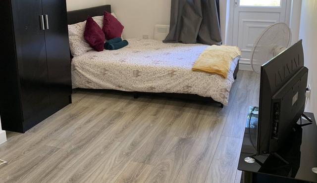 Lovely London studio flat