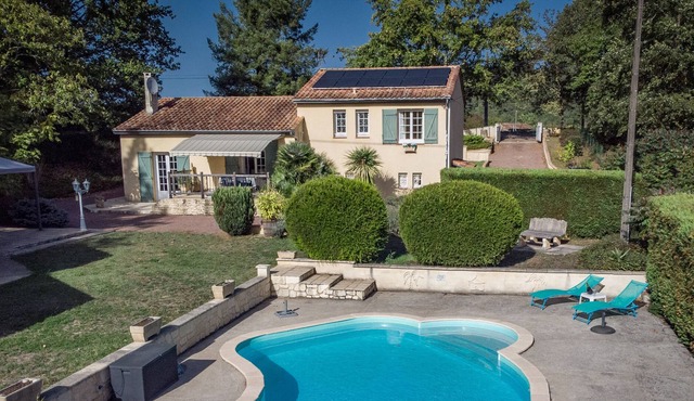 Lovely luxurious gite with large garden and private pool!