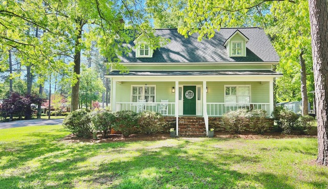 Lovely Masters Rental! Walking distance to Course!