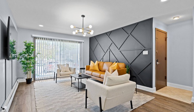 Lovely & Modern 2 Bd Apt near Golf Course