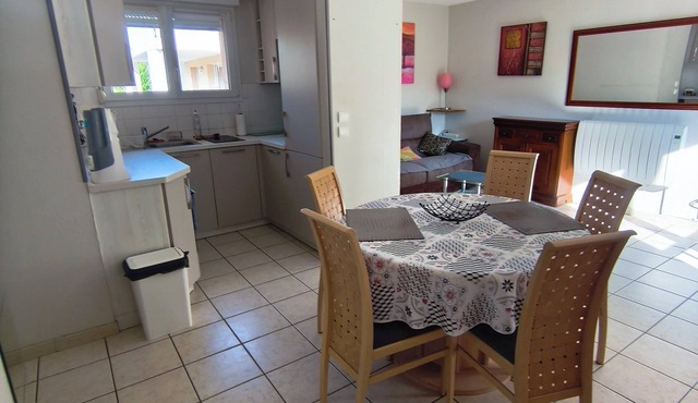 Lovely modern apartment in a quiet location.