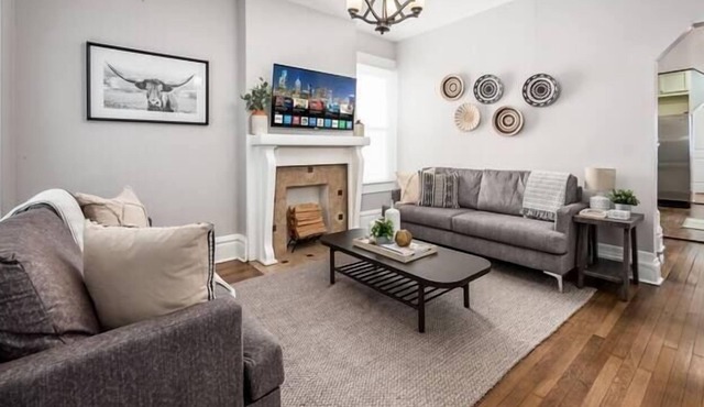 LOVELY *NEW* 4BR IN OLDE TOWN EAST l FREE PARKING