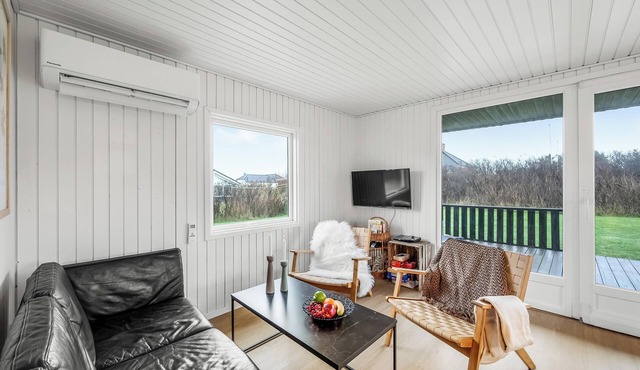 Lovely newly renovated holiday house - 1005