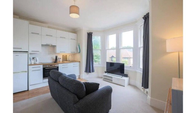 Lovely One Bed Apartment in Guildford