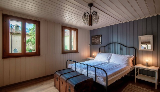 Lovely one-bedroom apartment in typical mountain house (CHIÈRA)