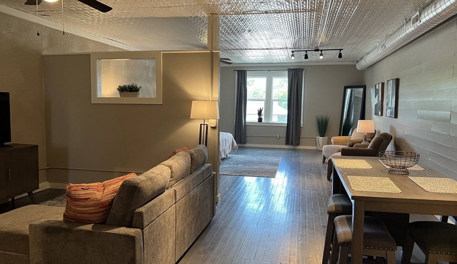 Lovely one bedroom loft with dedicated workspace