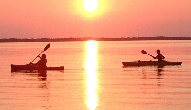 Lovely, Open Cottage on Lake Ontario