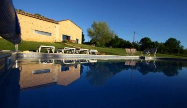 LOVELY PERIGORD charming house with heated swimming pool very comfortable