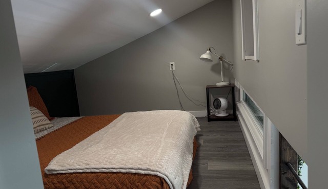 Lovely pet friendly tiny house! ….