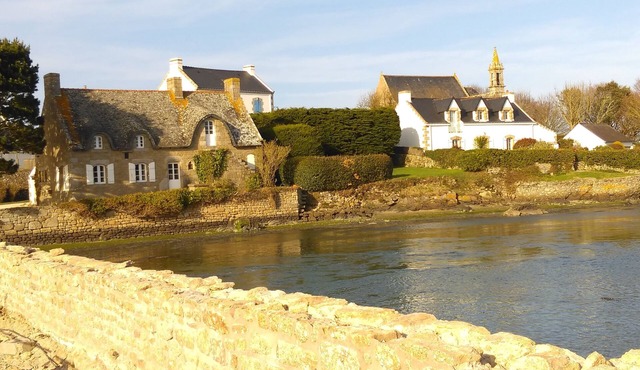 Lovely private family friendly cottage near the coast and the Ria D'etel