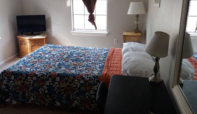 Lovely Private room near IAH airport in humble/Kingwood