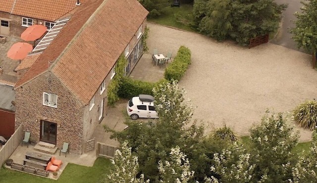 Lovely Property Filey sleeps 10 in 2 cottages