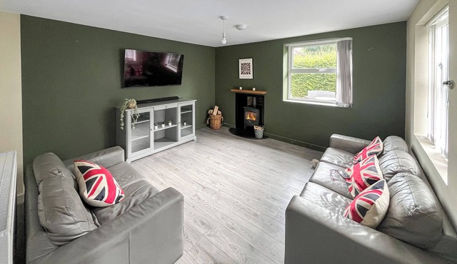 Lovely property in a rural setting but just outside of Canterbury City.