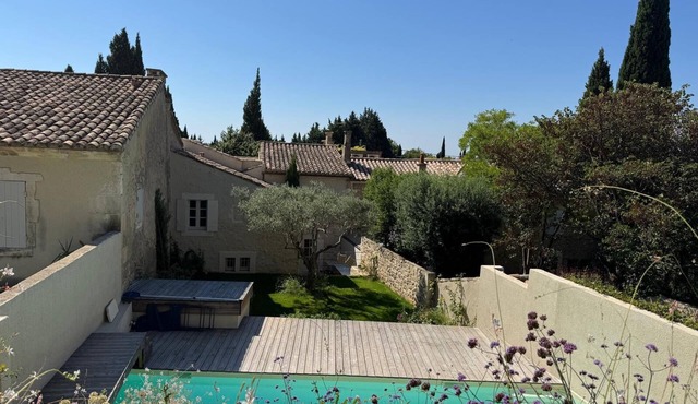 Lovely recently renovated Provencal house in the heart of the Alpilles mountains