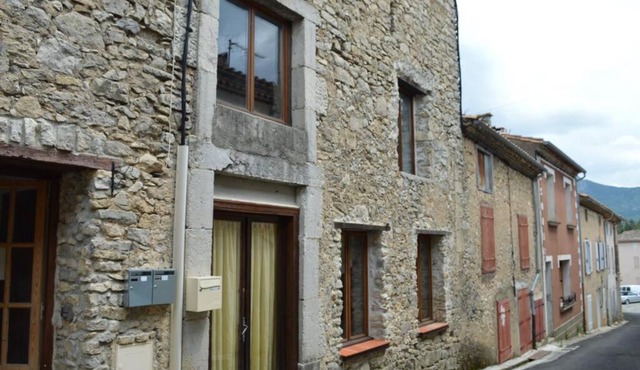 Lovely Renovated Cottage in Puivert