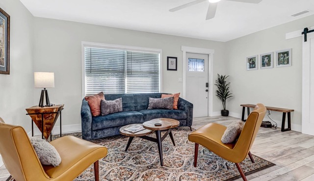 Lovely Renovated Historic District Home Near Downtown Ft Myers! Over $125 of Free Daily Activities!