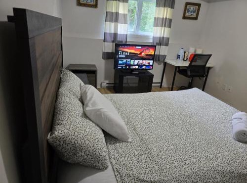 Lovely Room in Hull Gatineau
