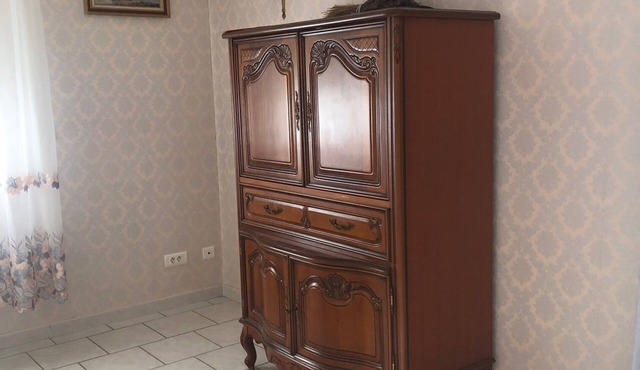 Lovely room in Provence 5 minutes from the golf course, 50 meters from the tennis court.