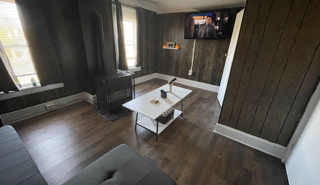 Lovely Rural Saint Mary’s Apartment