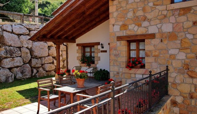 Lovely rustic style apartment for 2 people