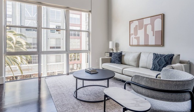 Lovely Santana Row 1BR w/ A/C & W/D, nr highways & mall, by Blueground