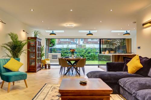 Lovely South Downs Town House