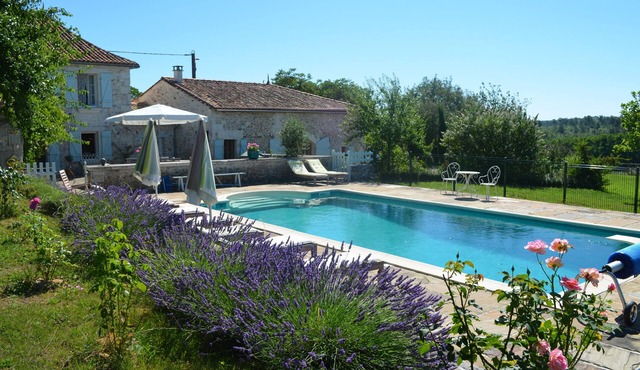 Lovely spacious holiday country house in the Charente with private, heated pool